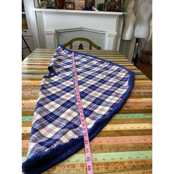 Vintage Blue and White Plaid Wrap - Picture 10 of 10